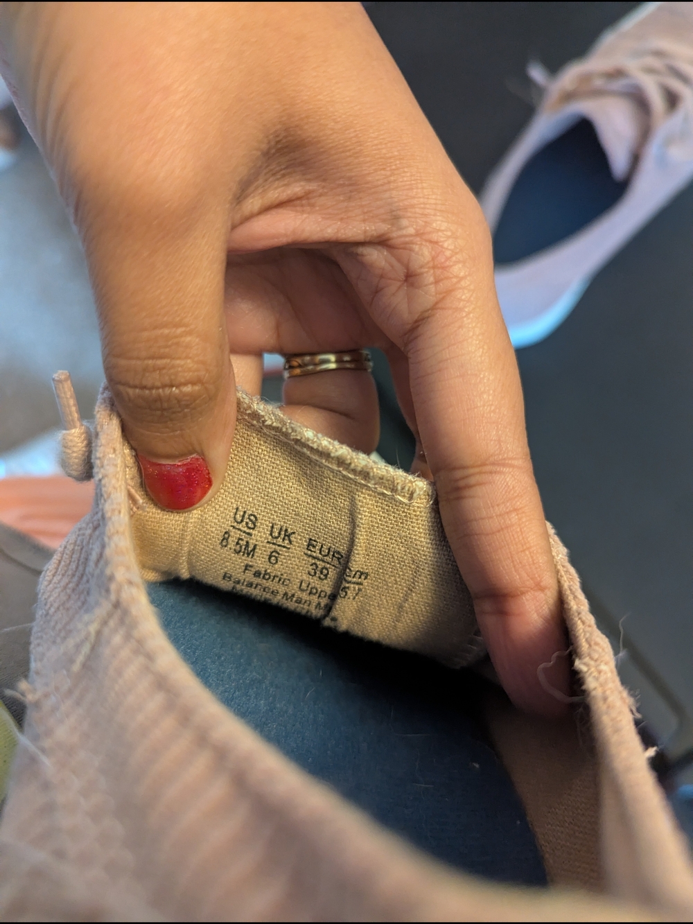 Casual Corduroy Low-Top Sneakers in Dusty Pink - Picture 4 of 4